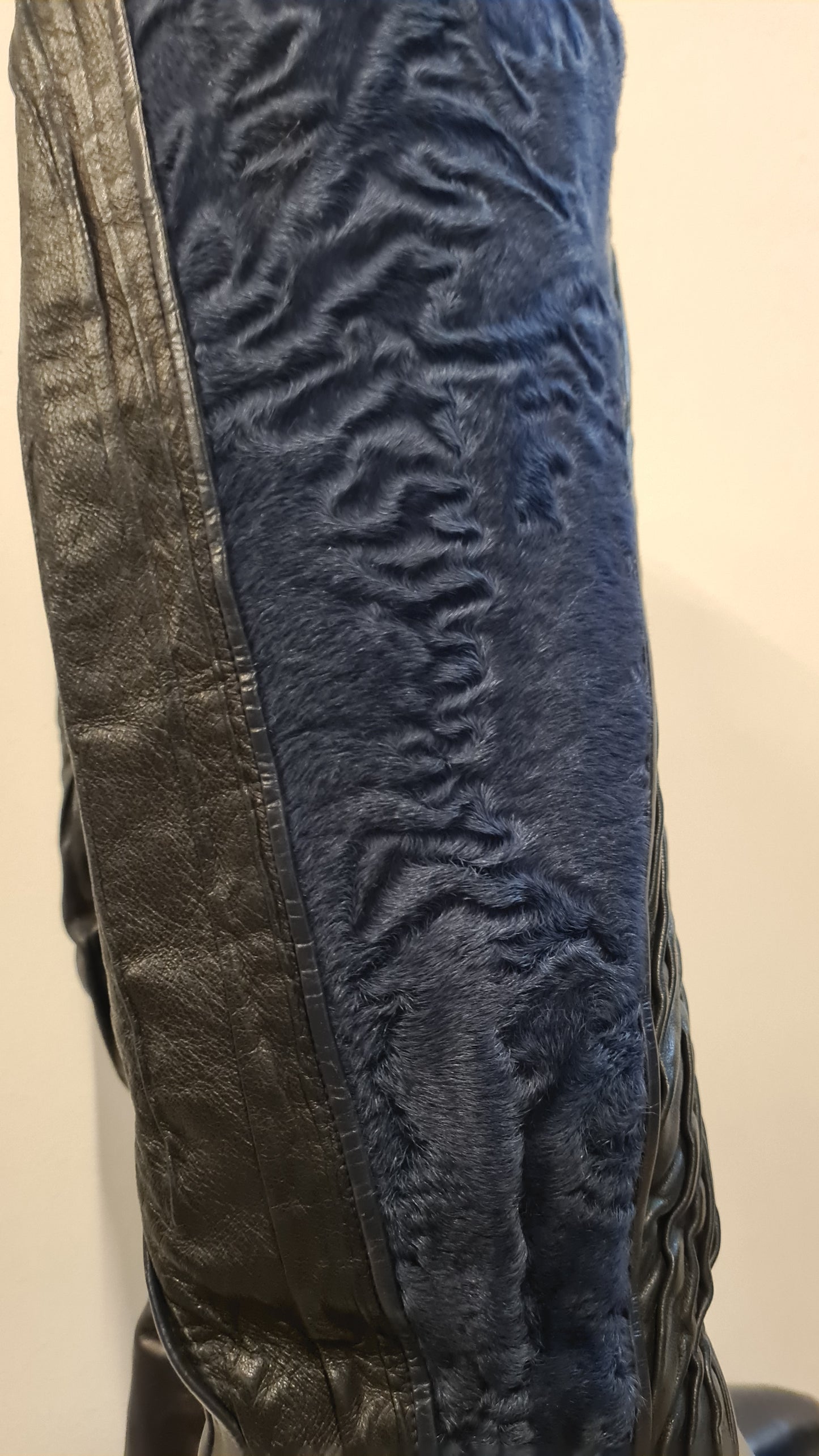 Boots dark blue with astrakhan fur 38.5