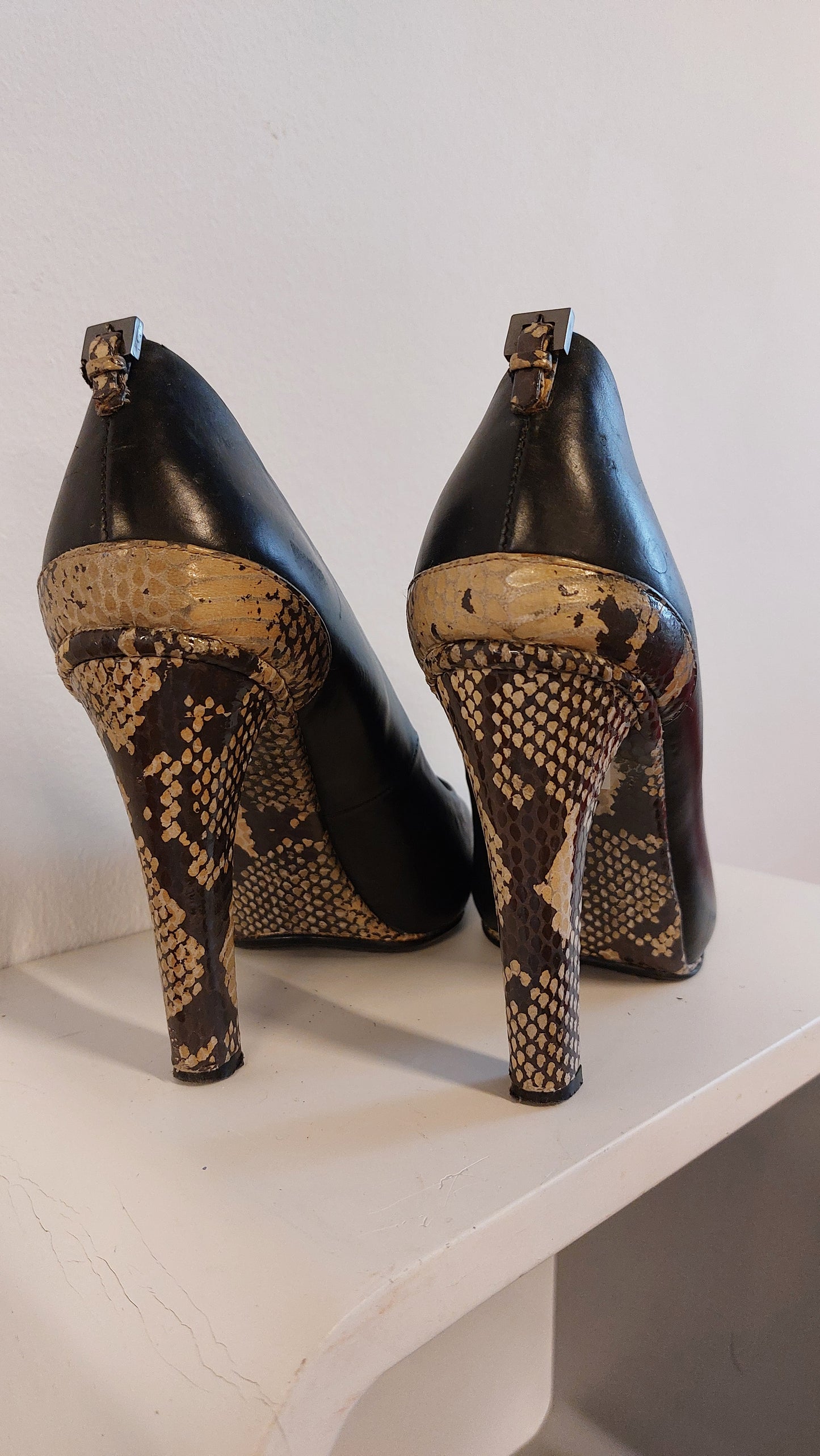 Karen Millen | Zwarte hoge hakken | 40