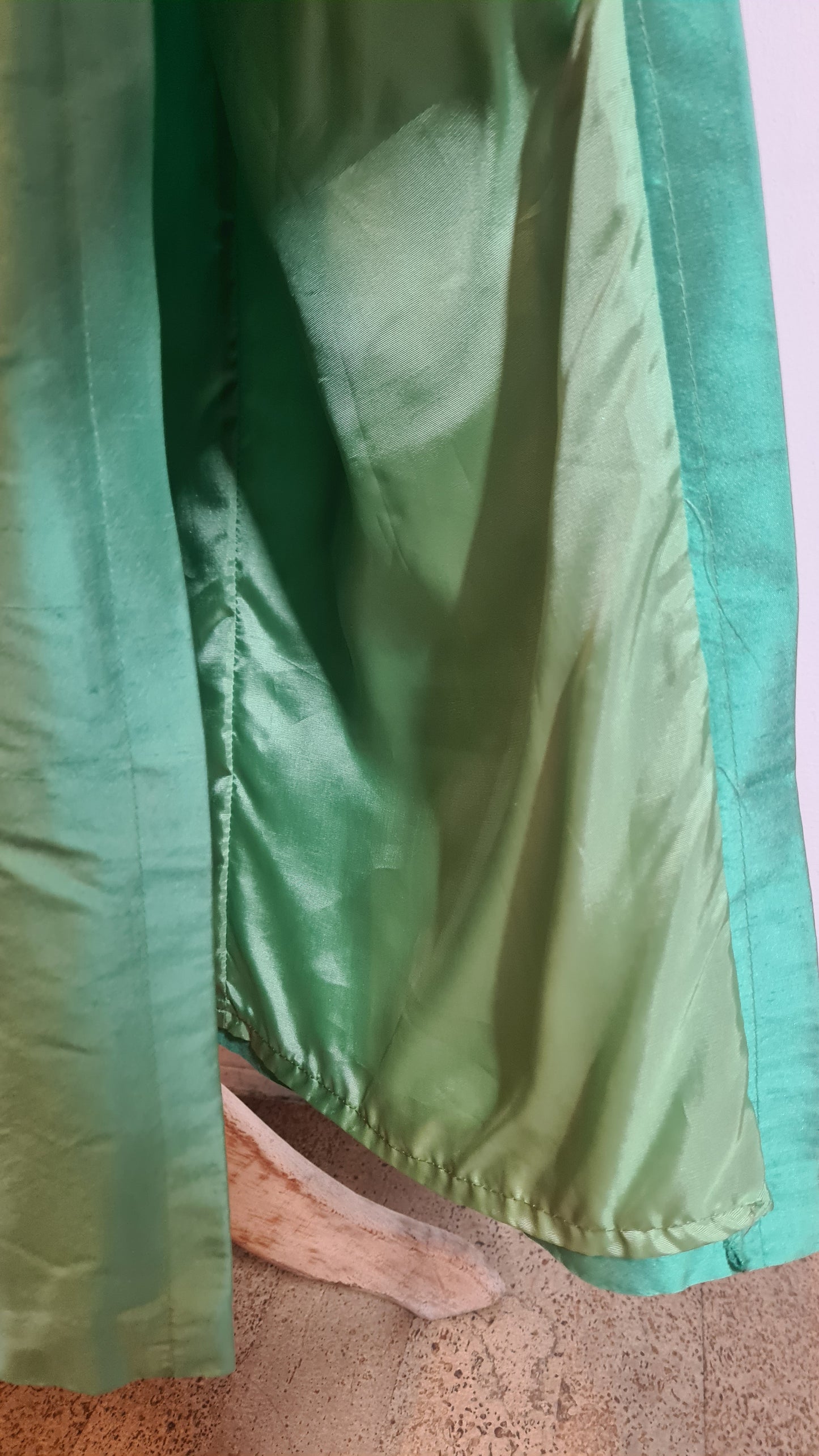 Maxirok mintgroen | Zijde | XL