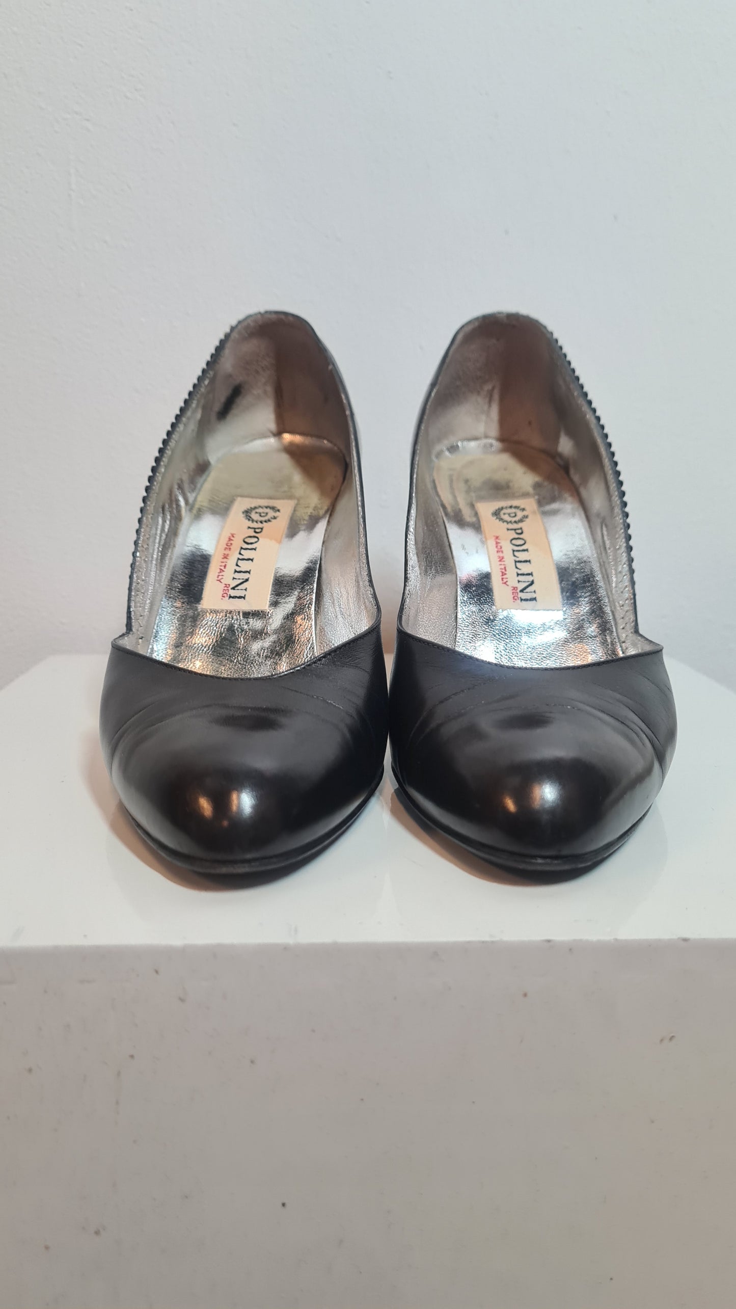 Pollini pumps zwart leer met diamantjes randje | 37