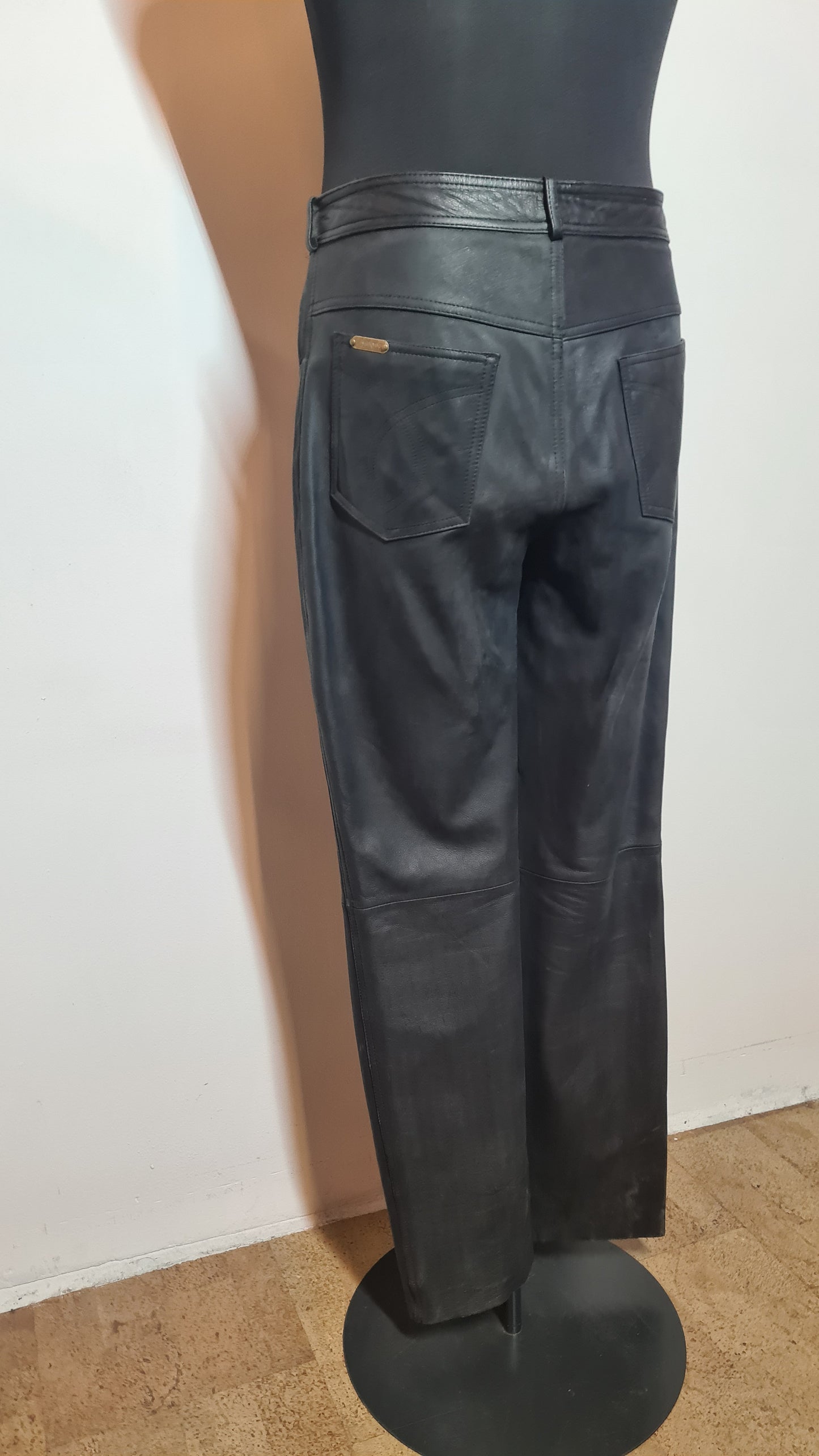 Broek boterzacht leer | L