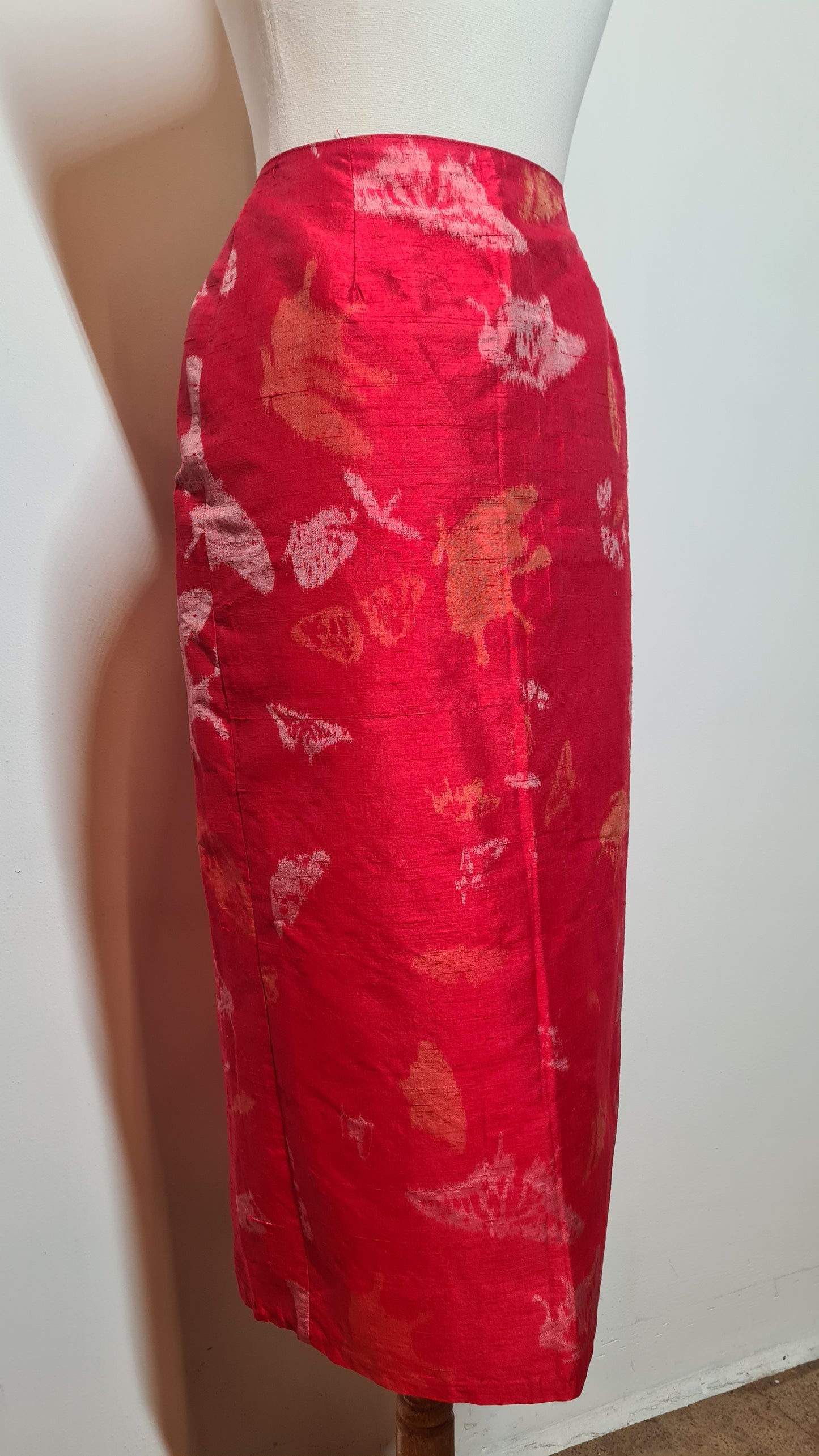 Maxirok poederrood | Ruwe zijde | M