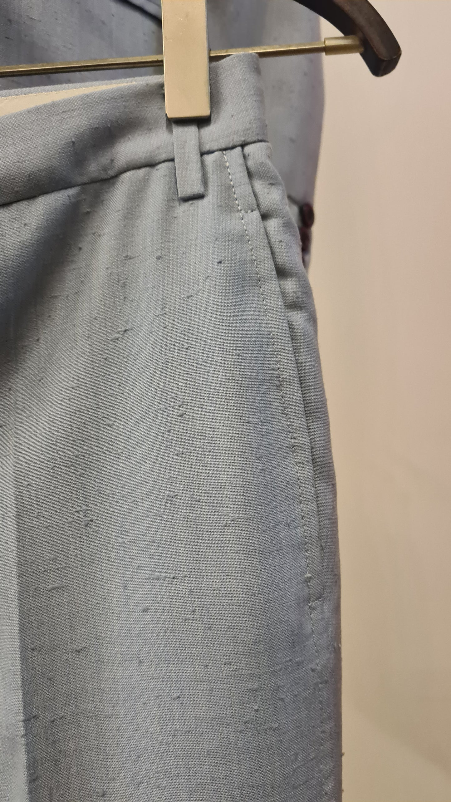 Jaren 70 pak | Maat 46 heer / 36 dames | linnen en zijde | nieuw met kaartjes