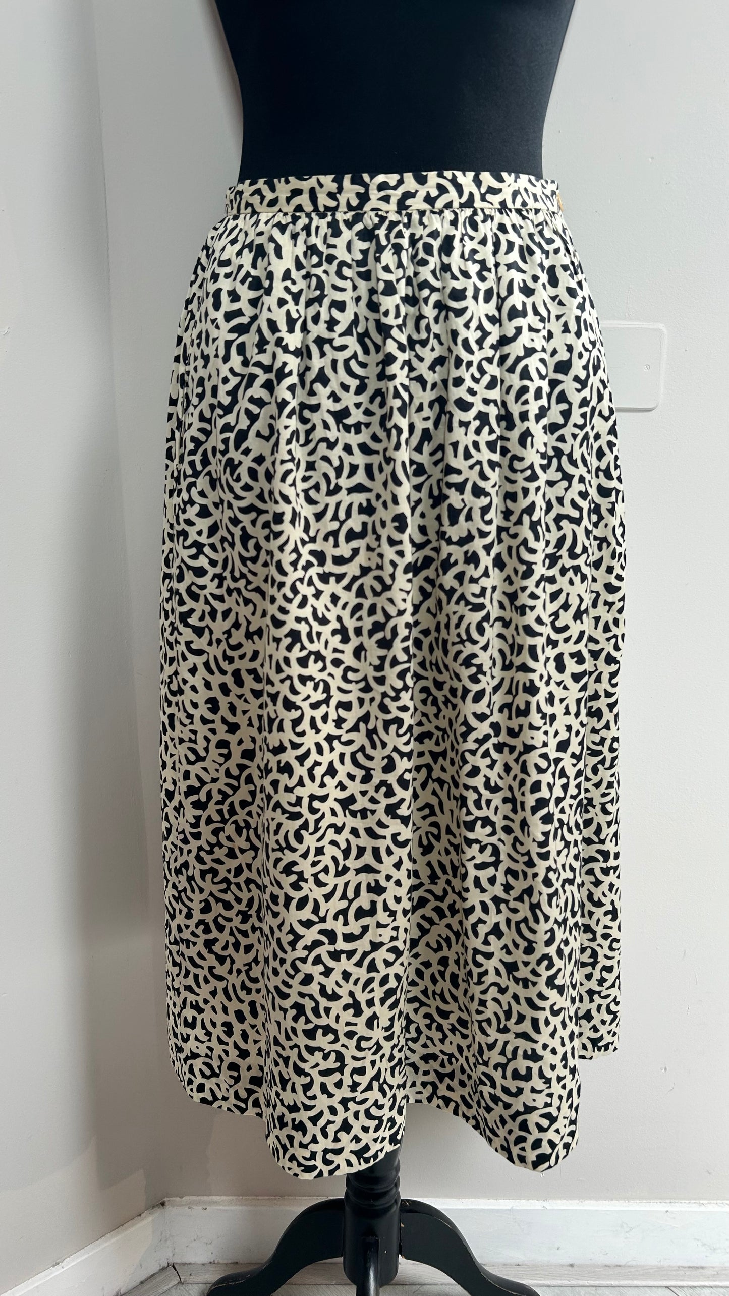Giorgio Armani | rok | mt.38 | zijde
