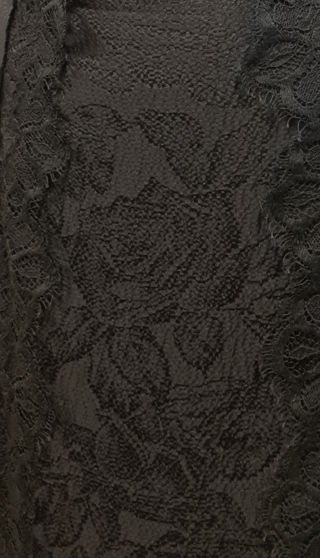 Jurk zwart met kant | Design Carolina Herrera | Zijde | Maat 36